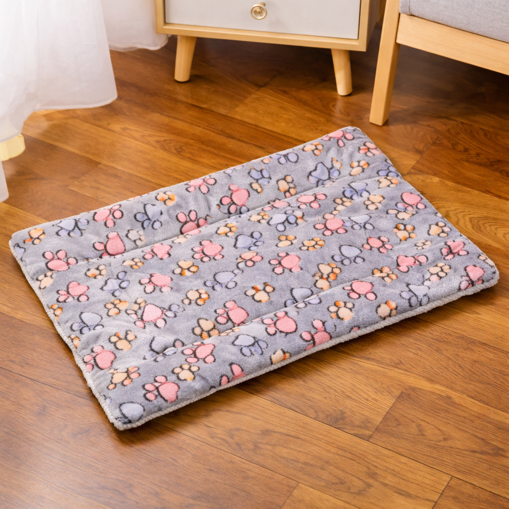 Cute Small Dog Mat Double-sided Use Winter Warm Medium Cat Sofa Blanket Skin-friendly Puppy Bed Cushion Pet Bed Accessories
